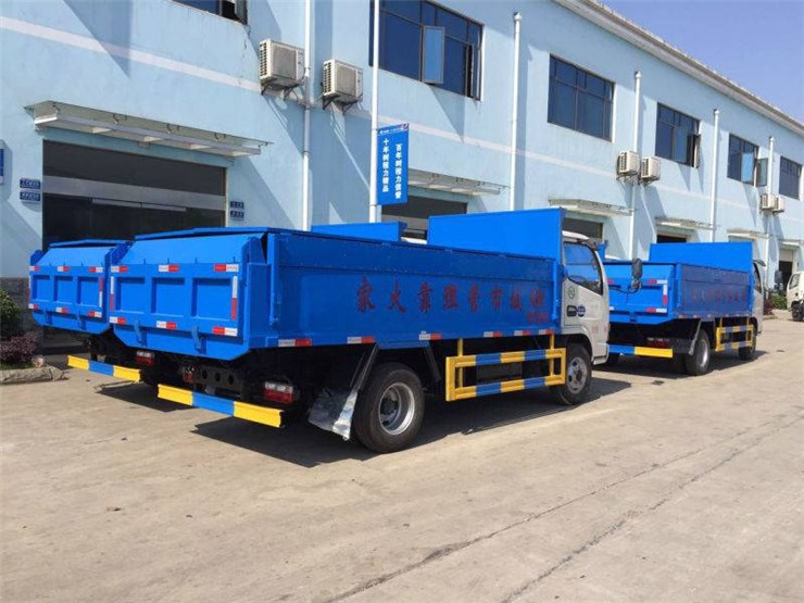 東風(fēng)小多利卡5-6立方密封自卸式垃圾車(chē)
