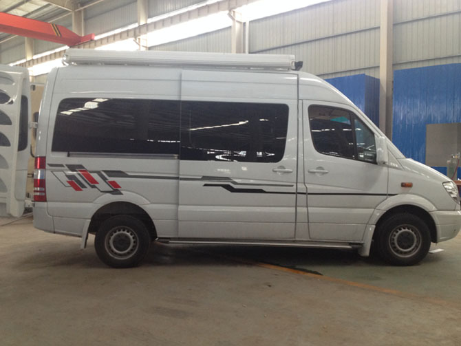 奔馳凌特B型房車(chē)