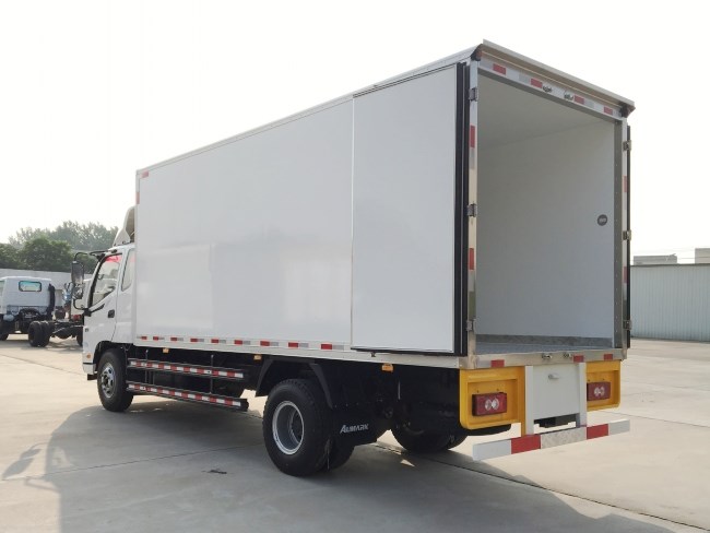 (廂長(zhǎng)5.6米)福田歐馬可一排半