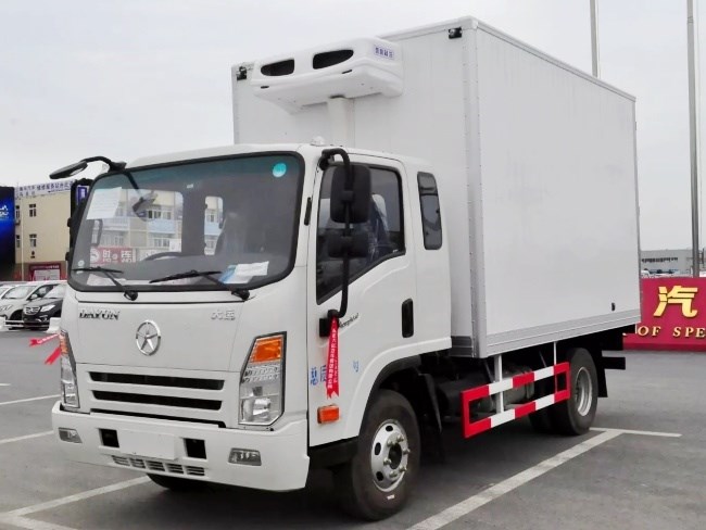 (廂長3.75米)大運(yùn)一排半冷藏車