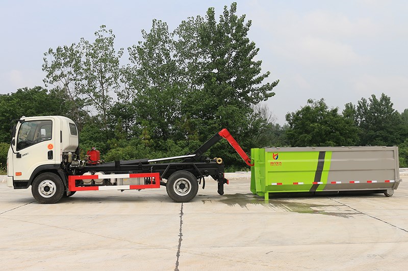 國六大運(yùn) 藍(lán)牌 6方 套臂垃圾車